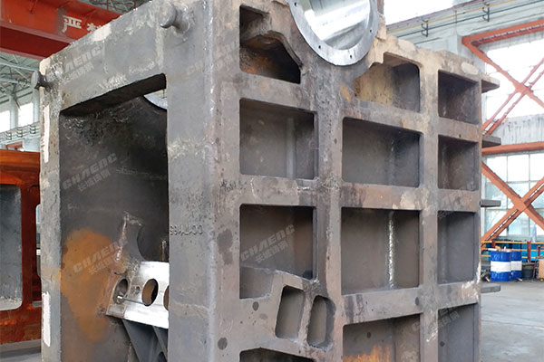 鄂破架体铸钢件铸造工艺